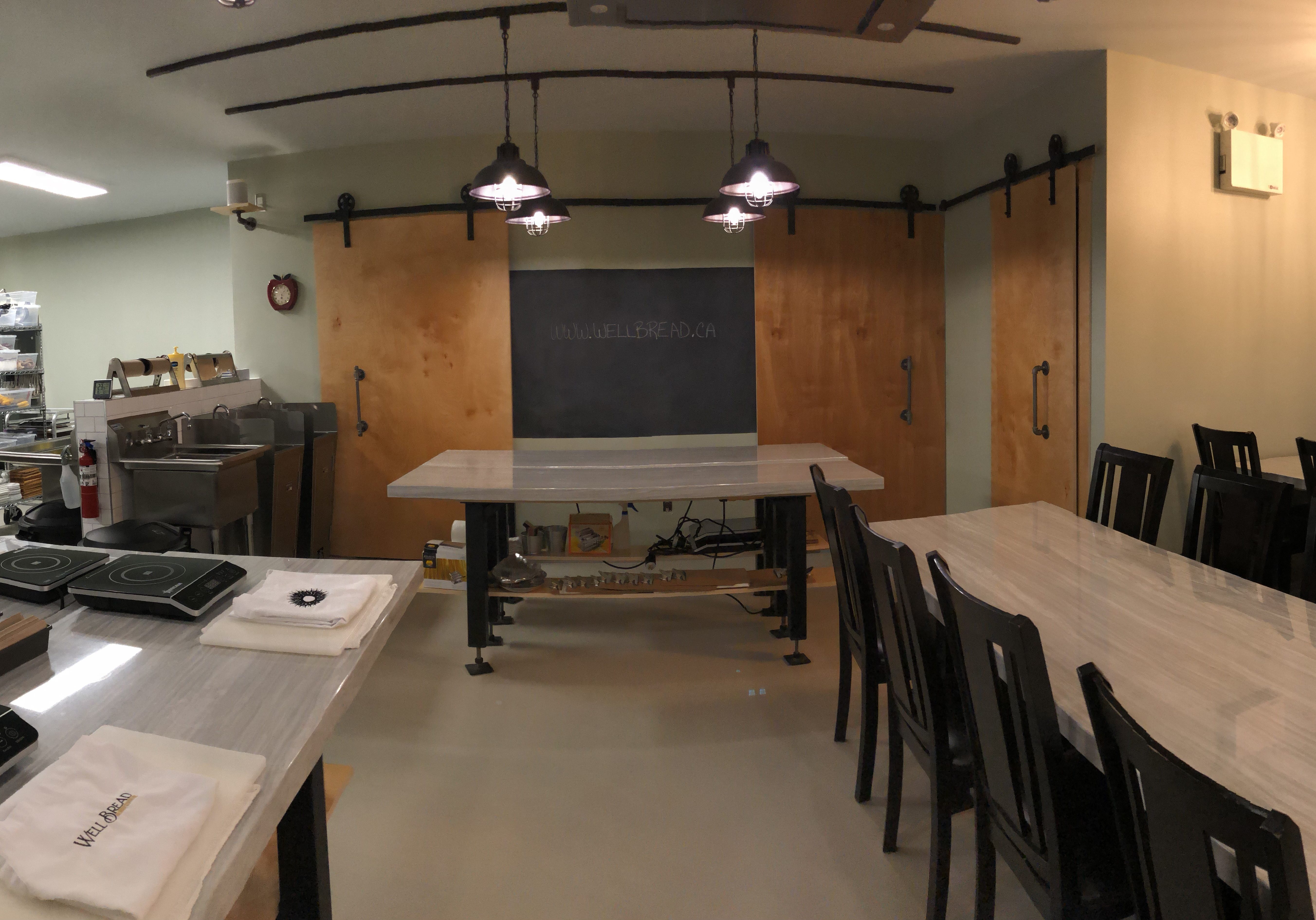 a classroom in a culinary school